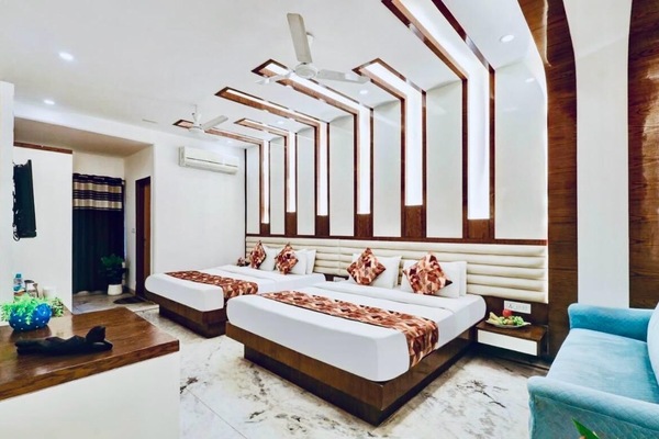Family Double Room | Premium bedding, memory foam beds, free WiFi, bed sheets