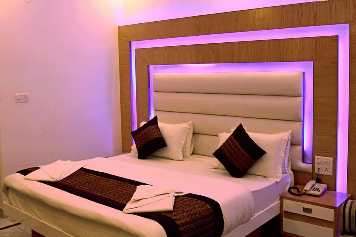 Superior-Doppel- oder -Zweibettzimmer, 1 Queen-Bett | Hochwertige Bettwaren, Betten mit Memory-Foam-Matratzen