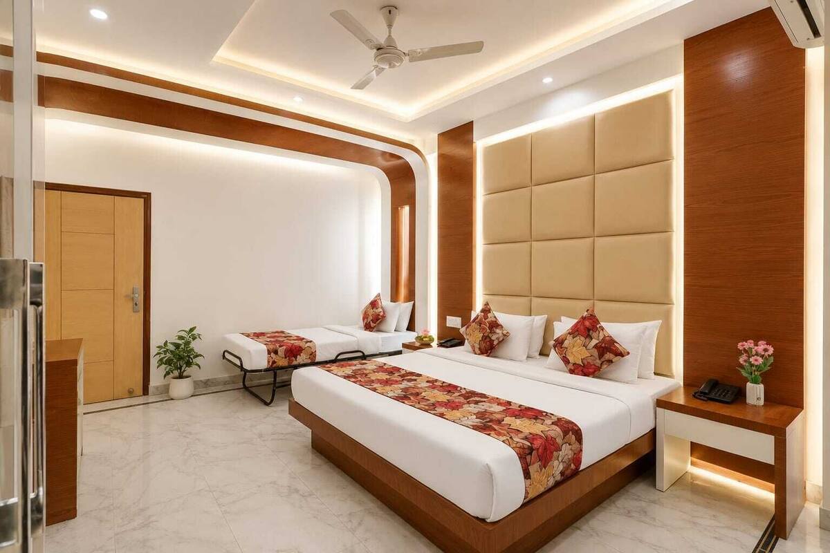 Phòng 3 Deluxe, 1 giường đôi, quang cảnh thành phố | Bộ đồ giường cao cấp, nệm cao su hoạt tính (memory foam)
