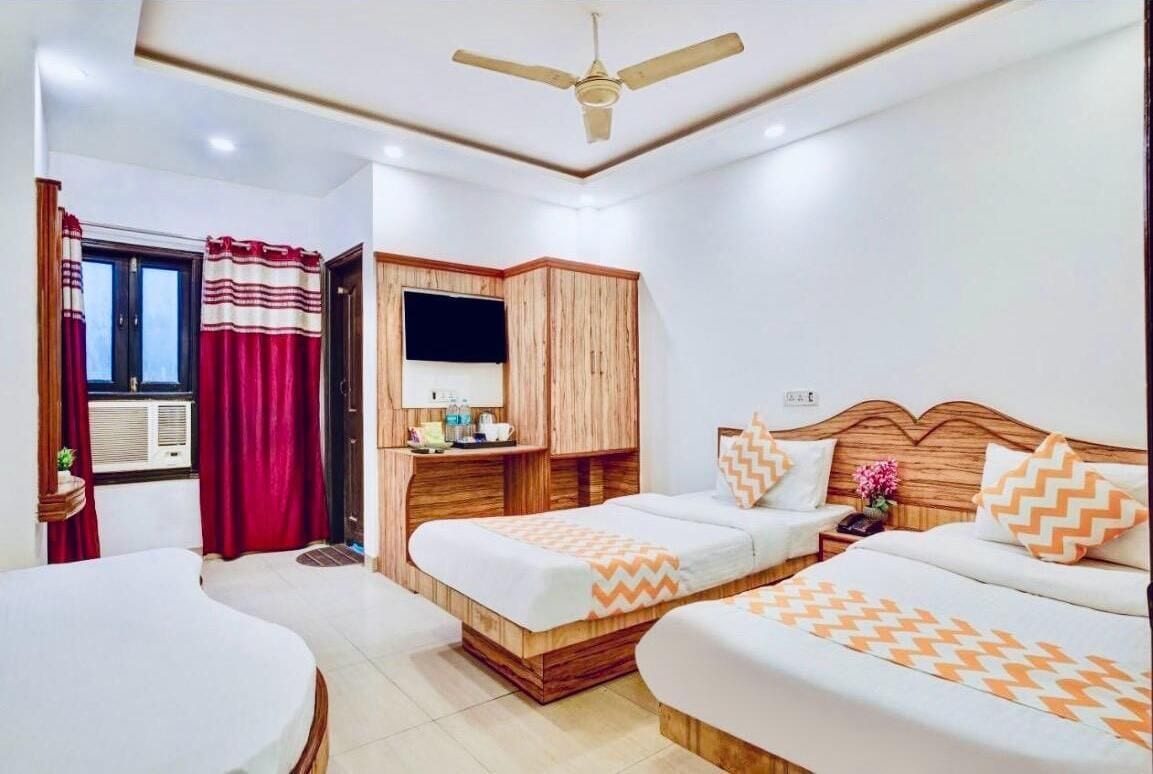 Deluxe Twin Room, 1 Double Bed, City View | Premium bedding, memory foam beds, free WiFi, bed sheets