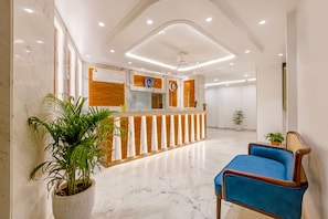 Reception - New King by Backpackers Heaven (New Delhi)