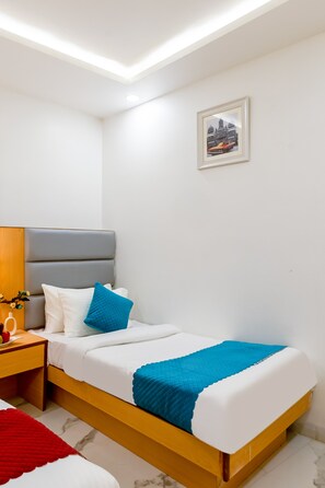Minibar, caja de seguridad en la habitación, wifi gratis y ropa de cama 