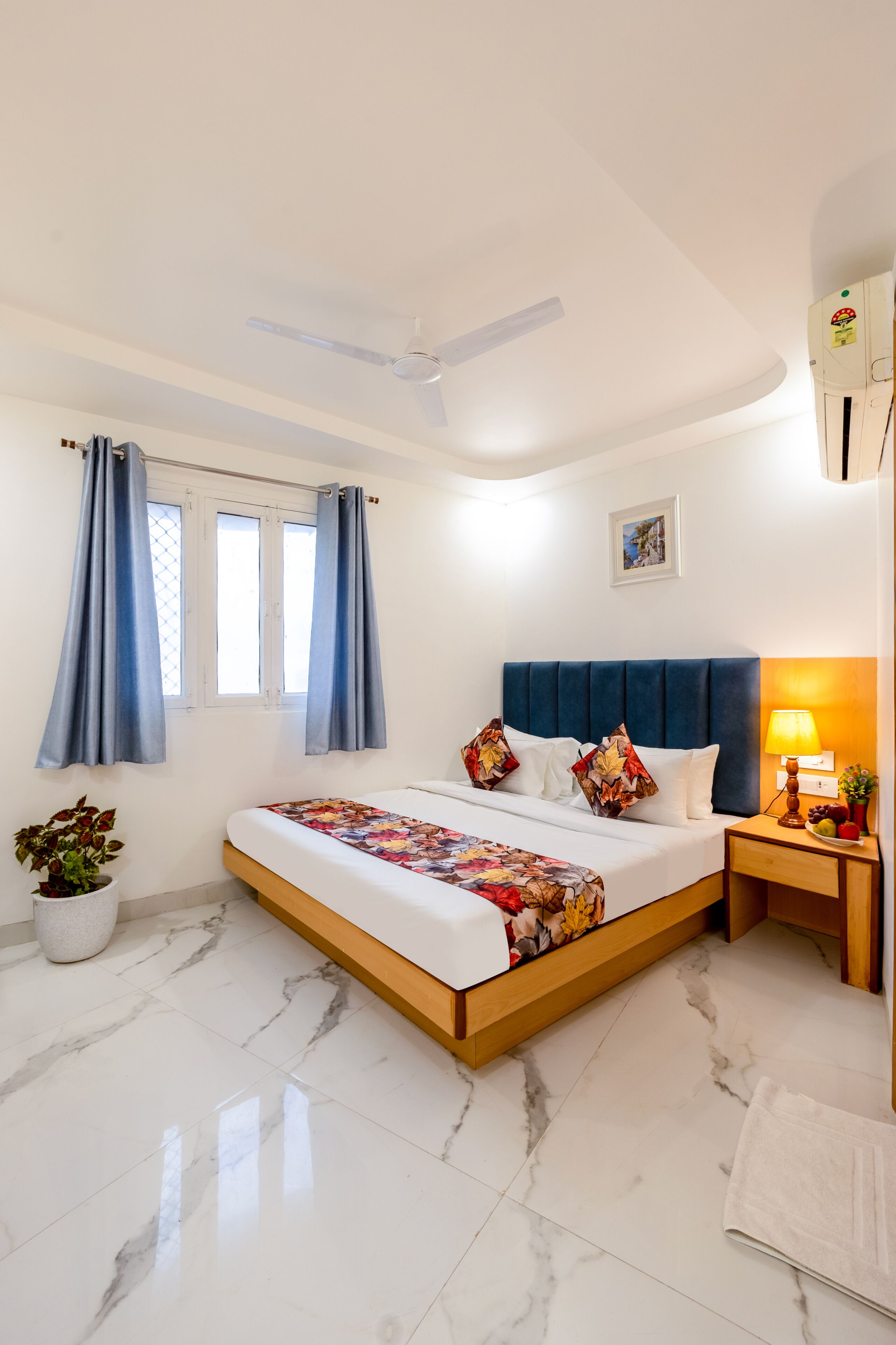 Photo - New King by Backpackers Heaven