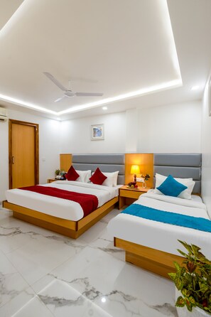 Minibar, una cassaforte in camera, Wi-Fi gratuito, lenzuola