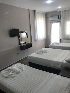Premium bedding, desk, blackout curtains, soundproofing - Anatolia Hotel (Denizli)