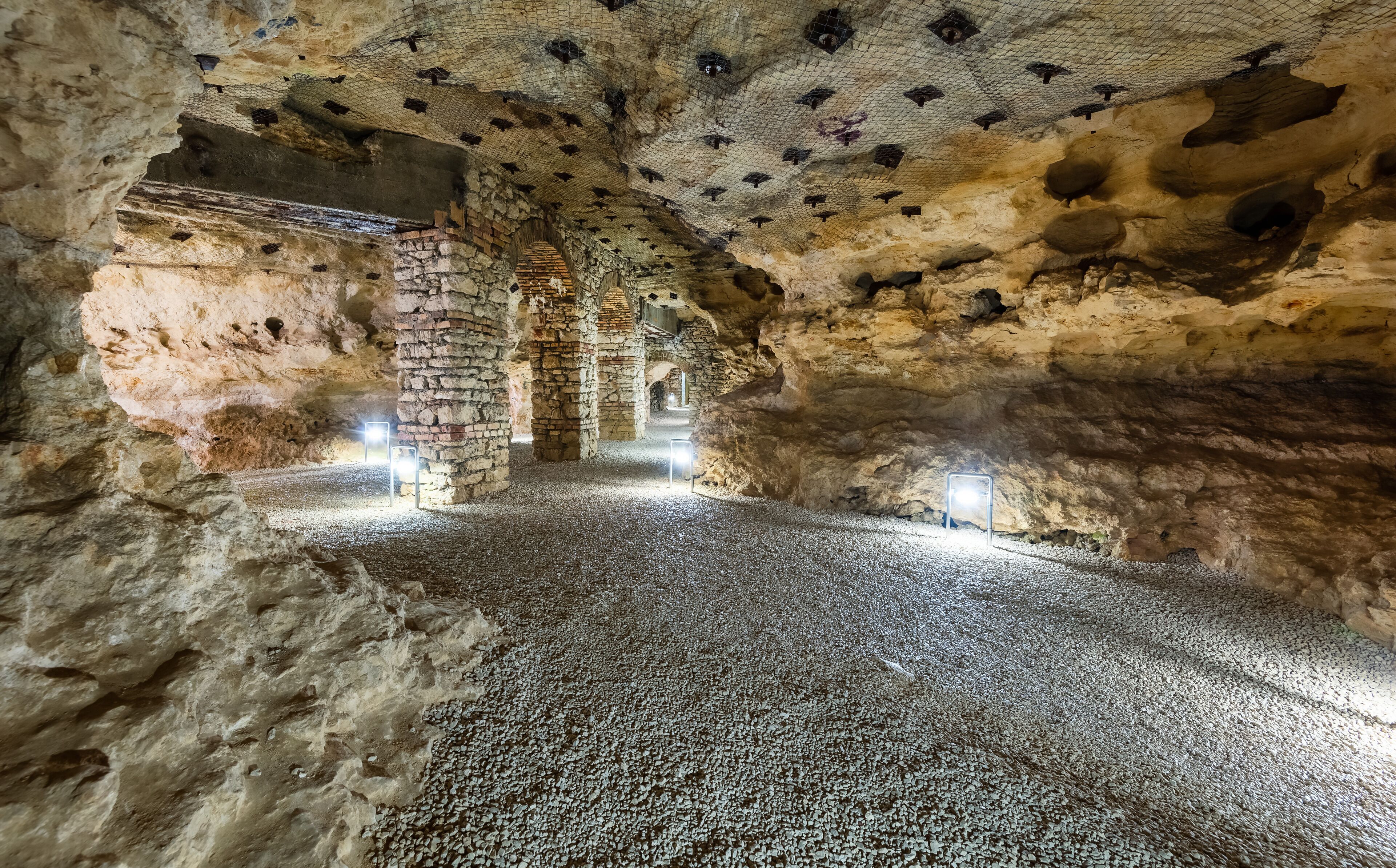 potholing/cave exploring