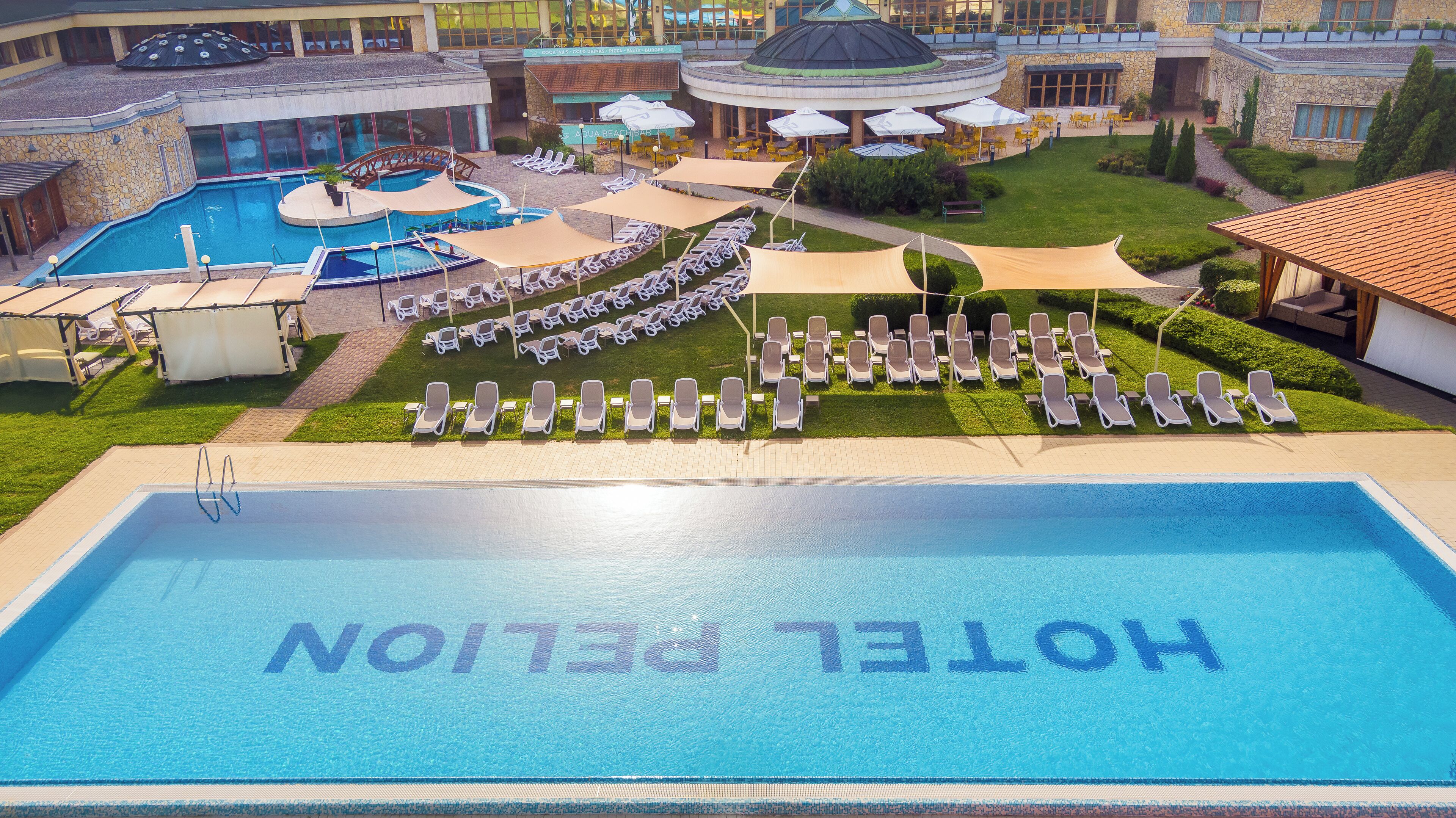 Exercise/lap pool