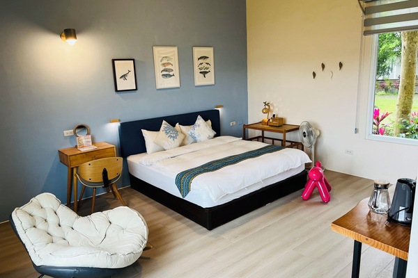 Comfort Double Room, 1 Queen Bed, Garden Area | 1 bedroom, blackout drapes, soundproofing, free WiFi