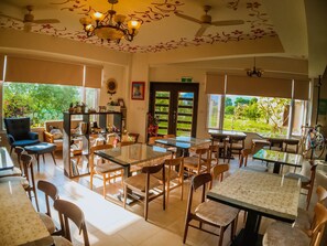 Restaurant - MerJiang B&B (Shoufeng)