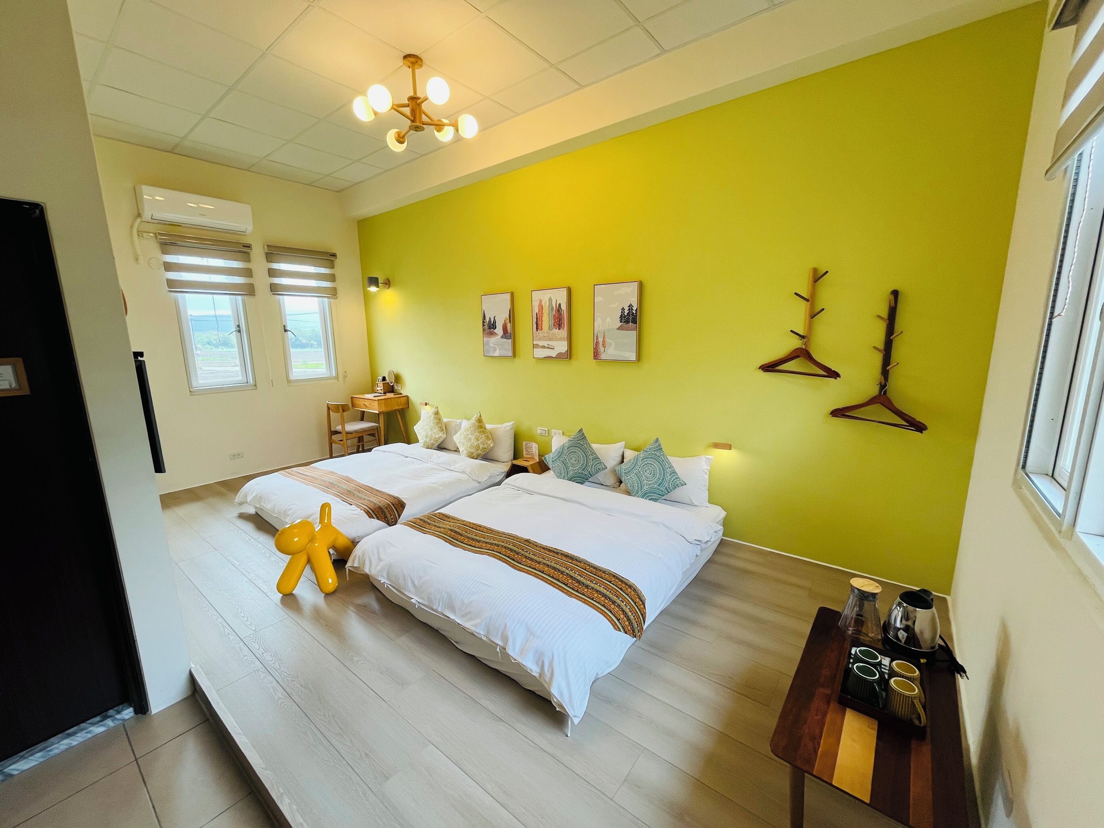 Chambre quadruple classique, 2 lits doubles | 1 chambre, rideaux d’obscurcissement, système d’insonorisation