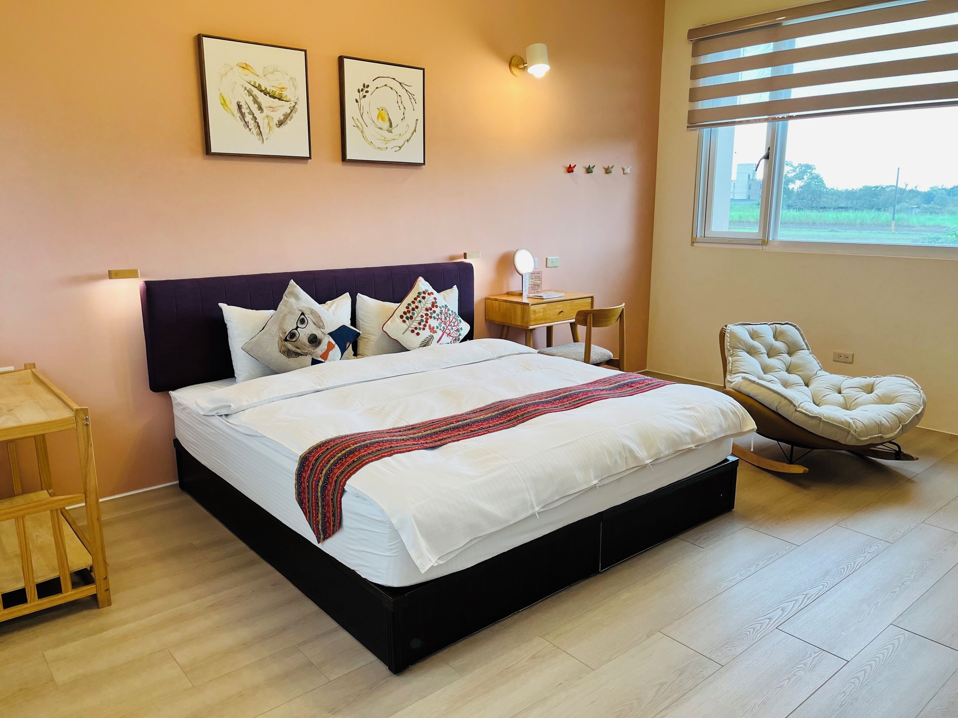 Chambre Deluxe double, 1 grand lit, baignoire, vue sur la montagne | 1 chambre, rideaux d’obscurcissement, système d’insonorisation