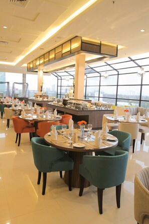 Restaurant - Daily Inn Hotel Jakarta (Jakarta)
