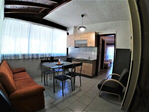 Superior Studio | Private kitchen
