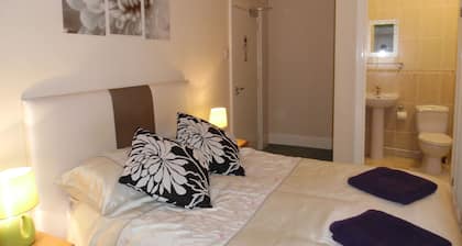 Kirk Lea Guest House