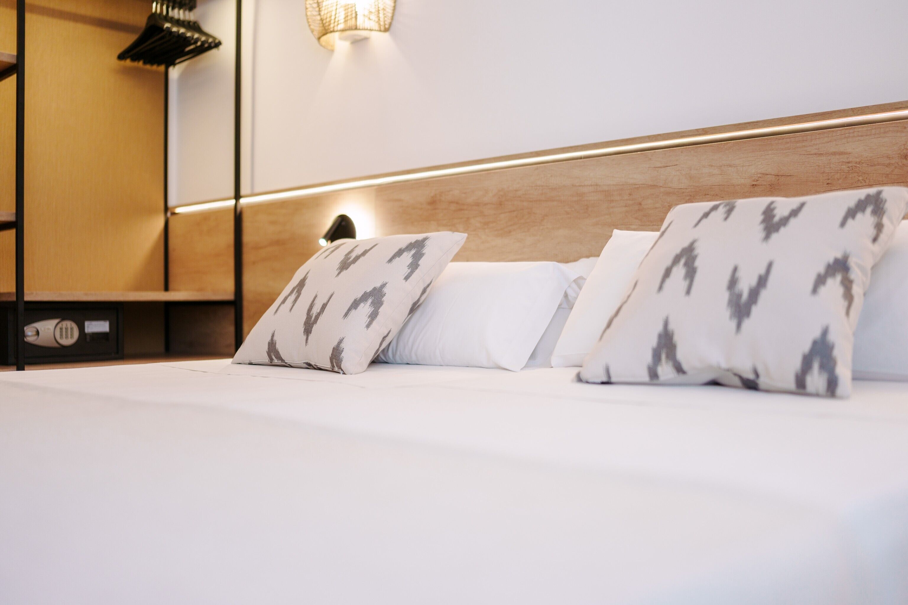 In-room safe, laptop workspace, blackout drapes, free WiFi