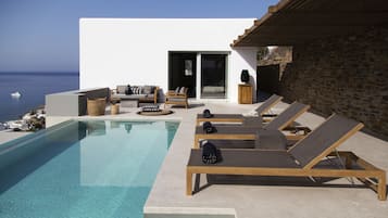 Suite Design, piscine privée, vue mer