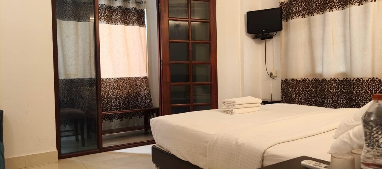ห้องดีลักซ์ | ตู้นิรภัยในห้องพัก, ห้องเก็บเสียง, เตารีด/โต๊ะรีดผ้า, Wi-Fi ฟรี