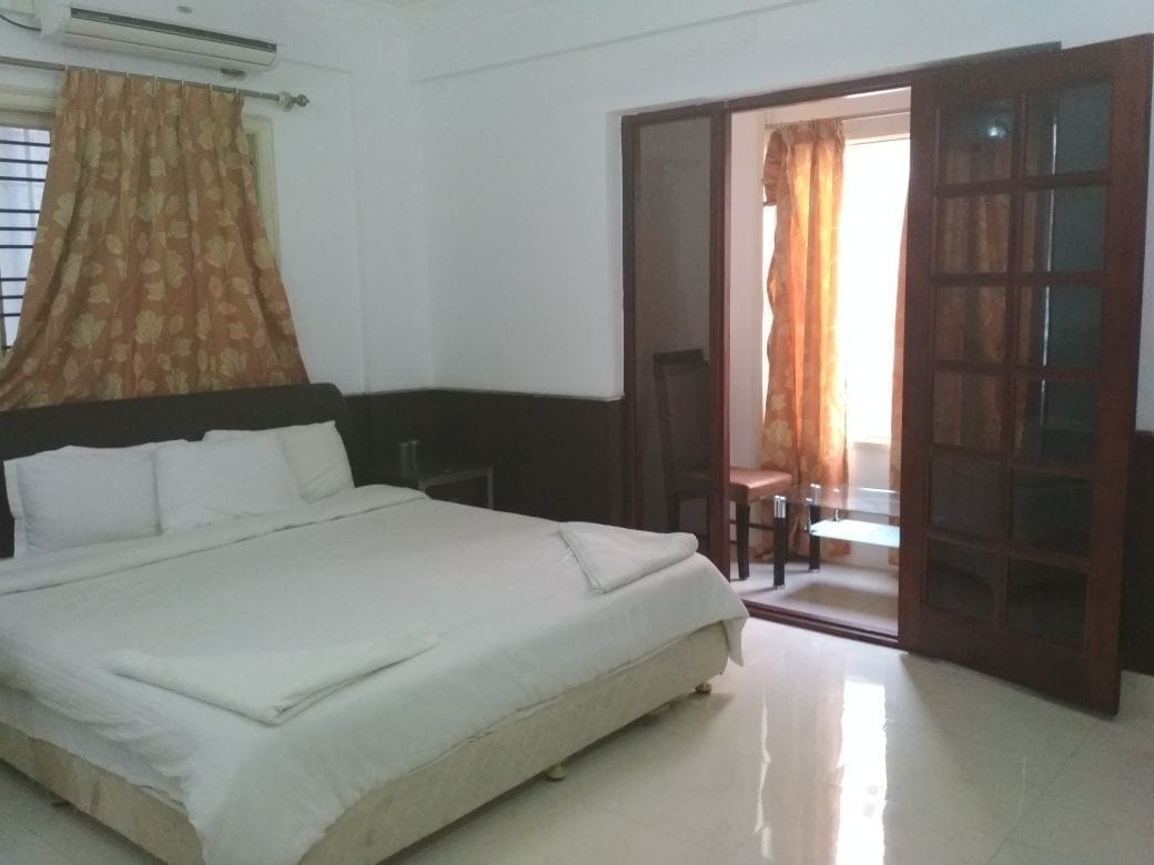 Deluxe Room | In-room safe, soundproofing, iron/ironing board, free WiFi