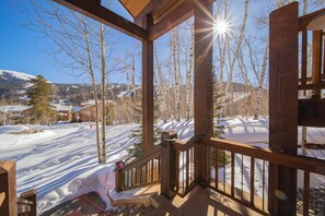 Premier-pientalo, 4 makuuhuonetta, poreamme, vuoristonäköala (Keystone Sanctuary 248) | Ulkopuoli