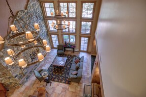 Lobby sitting area - Expedition Station 8607 by SummitCove Vacation Lodging (Keystone)