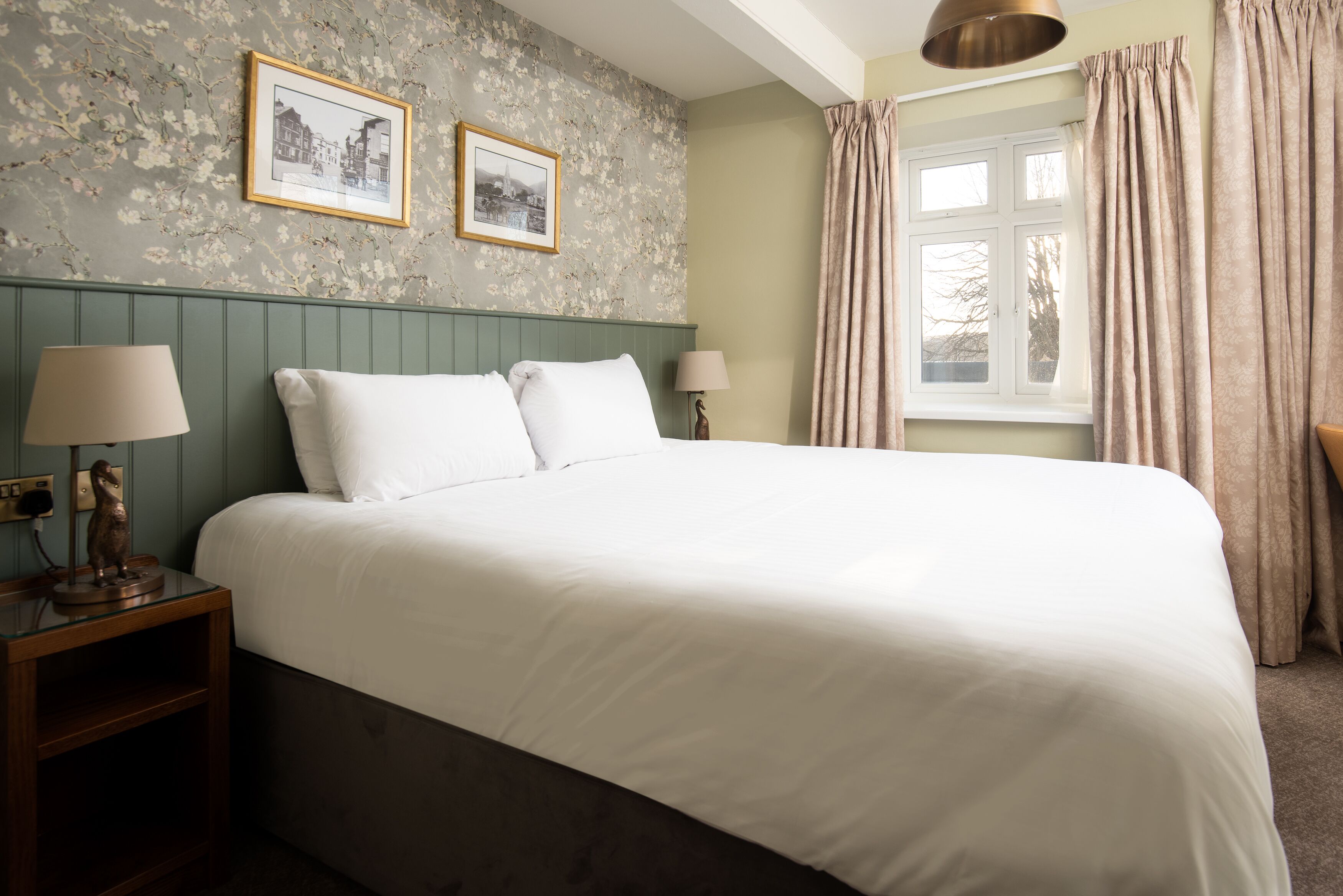 double room | 1 bedroom, desk, iron/ironing board, free wifi