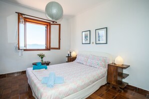 House, 3 Bedrooms, Sea View, Beachfront (Eleanna) - Alekos Beach Houses - Alekos Beach Complex (Kefalonia)