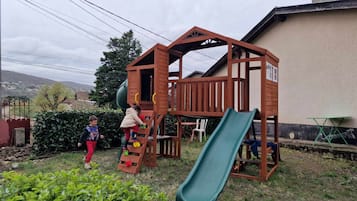 Children's play area - outdoor