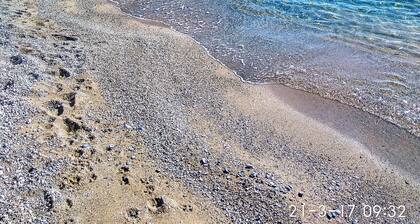 Spacious house with seaview