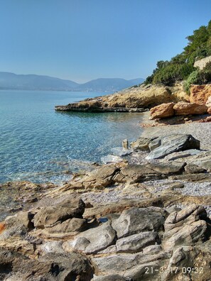 Lake - George Apartments by the Sea and Airport (Markopoulo Mesogaias)