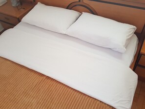 Standard Apartment | Free WiFi