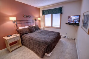 Condo, Multiple Beds, Mountain View (Key Condo 2970D) - Key Condo 2970D by SummitCove Vacation Lodging (Keystone)