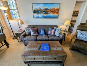 Exterior - Silver Mill 8226 (Keystone)