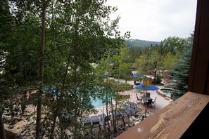 Courtyard view - Springs 8838 (Keystone)