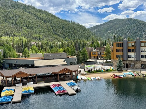 Lakeside 1496 by SummitCove Vacation Lodging