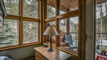 Comfort Townhome, 2 Bedrooms, Balcony, Mountain View (Soda Springs II 1924) | Exterior