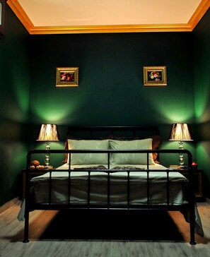 Superior Double Room - MGA Hostel & Tours (Yerevan)