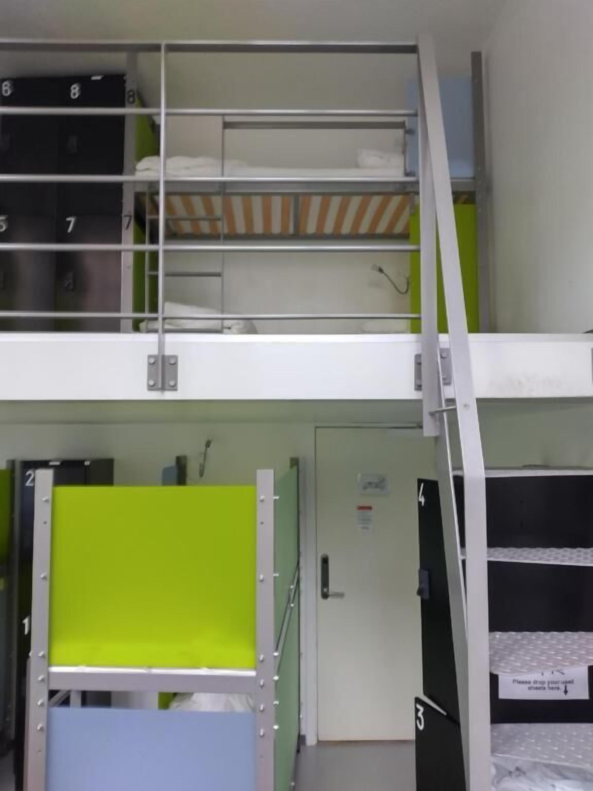 8 Bed Dorm | Sisätilat