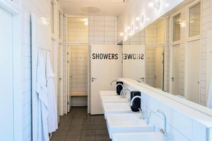 Toilet paper - Sleep in Heaven hostel & bar  (Copenhagen)