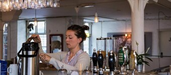 Sleep in Heaven hostel & bar 