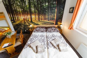 Quadruple Room | Minibar, soundproofing, cribs/infant beds, free WiFi