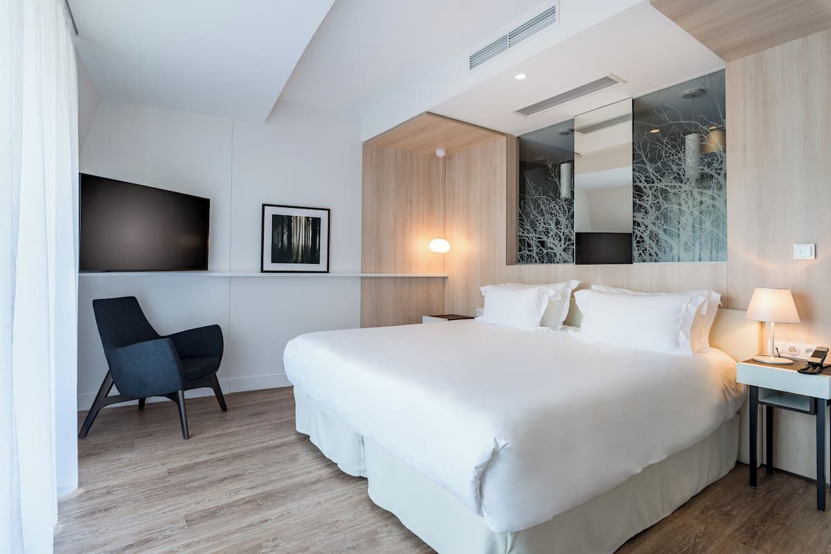 1 soveværelse, premium-sengetøj, minibar, pengeskab på værelset