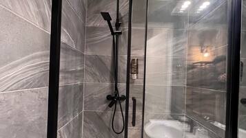 Standard Double Room, 1 Double Bed, Private Bathroom | Bathroom | Shower, free toiletries, hair dryer, towels