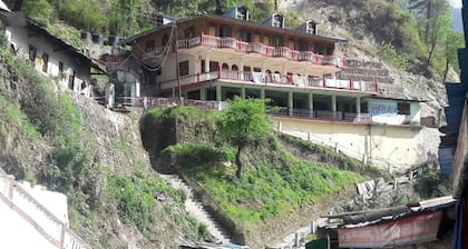 Hotel  Shantikunjh