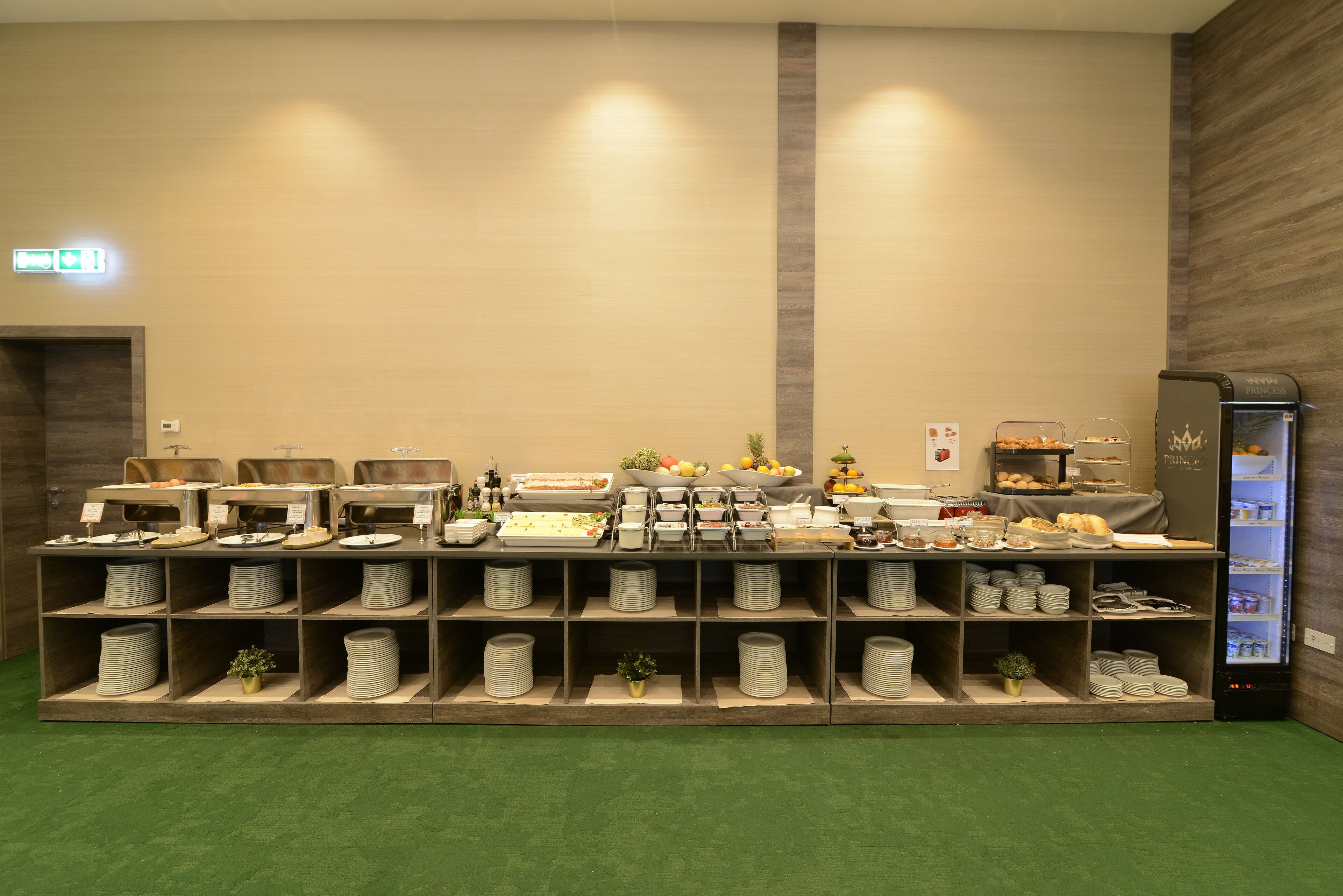 Petit déjeuner buffet compris tous les jours