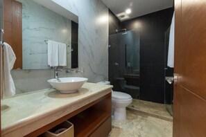 Bathroom - Menesse 205 by CocoBR (Playa del Carmen)