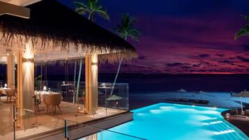 4 restaurants, breakfast, dinner served; Asian cuisine