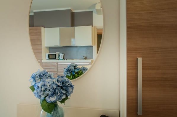 Coffres-forts dans les chambres, bureau, Wi-Fi gratuit, draps fournis