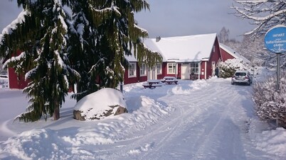 Sjötorps Vandrarhem & Rum - Hostel