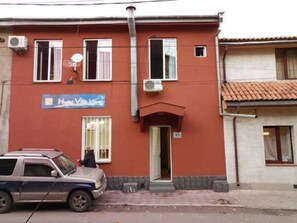 Bagian depan properti