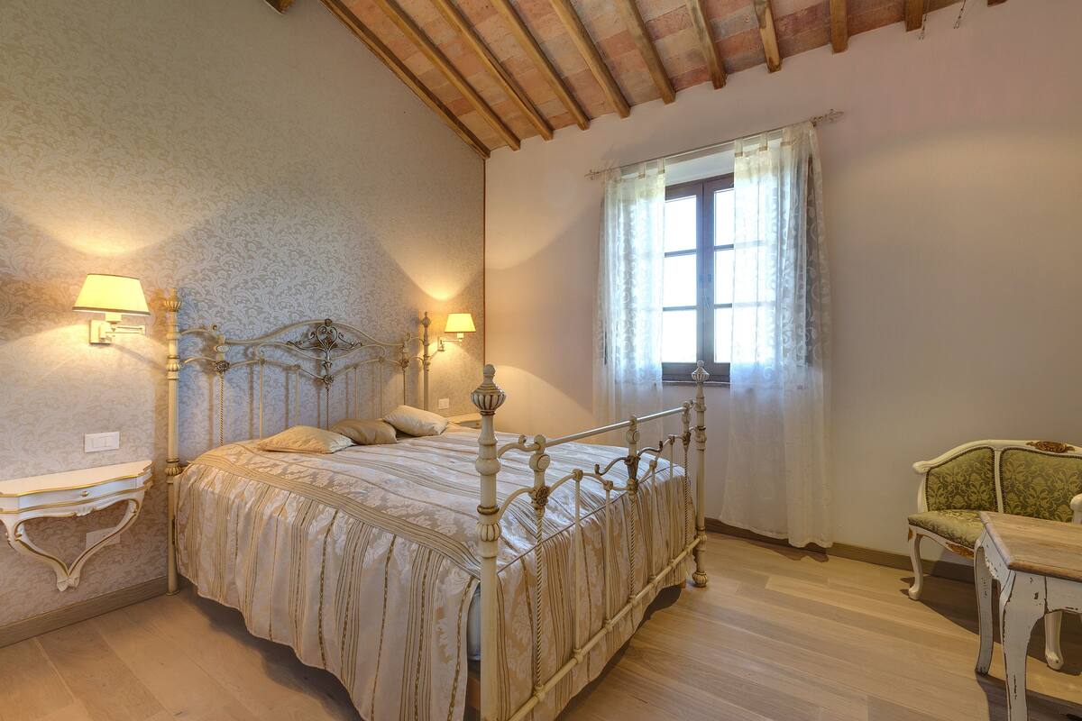 Premium bedding, minibar, in-room safe, individually decorated